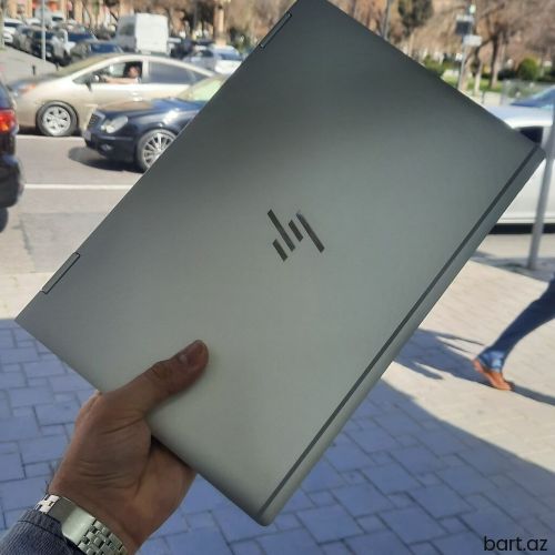 Intel Core i7, 8 GB, 13.3 