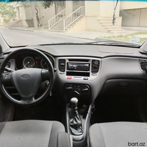 Kia Rio: 1.4 l | 2006 il