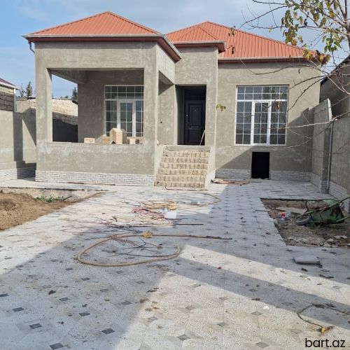 4 otaqlı həyət evi satılır