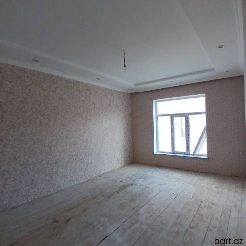 Biləcəridə 4 otaqlı həyət evi satilir.