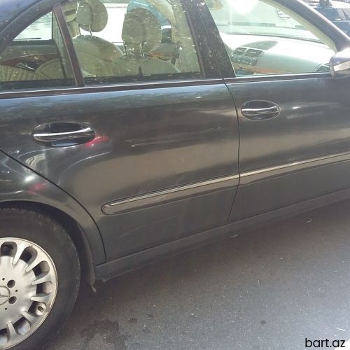 Mercedes-Benz 270: 2.7 l | 2002 il 