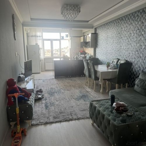Xirdalanda 3 otaqli mənzil satilir.