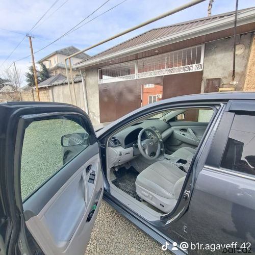 Toyota Camry: 2.4 | 2007