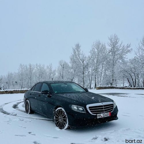Mercedes-Benz E 200: 2 | 2017 il 