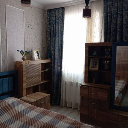 Xirdalanda 3 otaqli həyət evi satilir.
