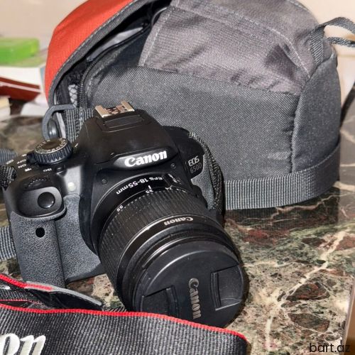 Canon 650 D satiram.