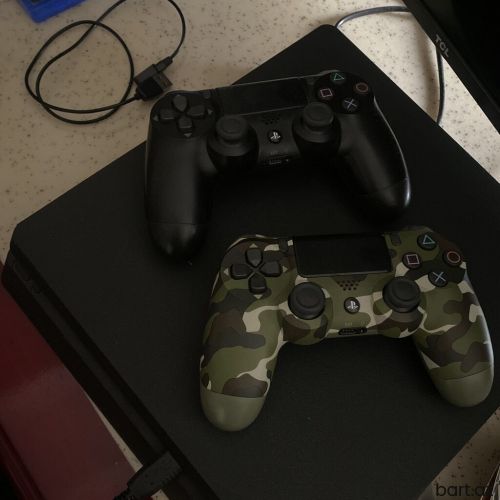 Playstation 4 (1 TB) Ideal veziyyetde