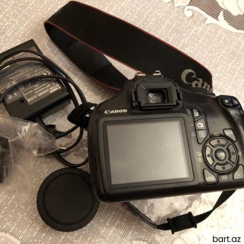 Canon 1100D
