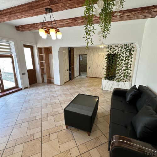 7 otaqlı villa