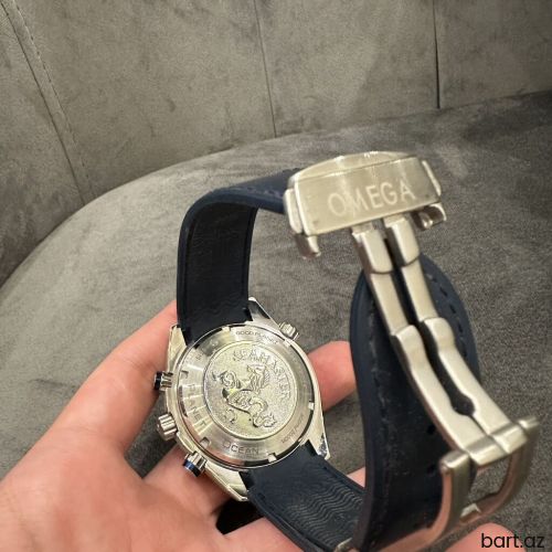 Omega Saat. 