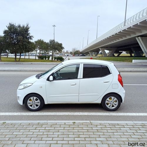 Hyundai i10: 1.2 l | 2012 il