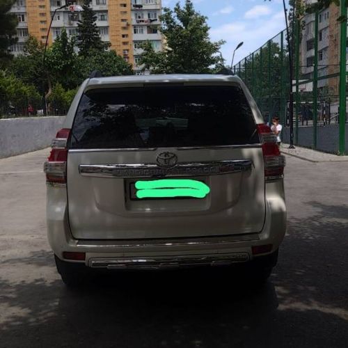 Toyota Land Cruiser Prado: 2.7 l. | 2012 il