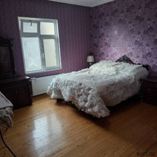 Sulutəpə qəs. 3 otaqlı həyət evi satilir.