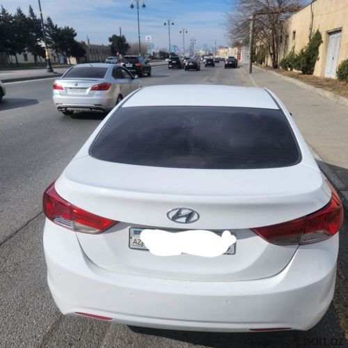 Hyundai Elantra: 1.8 | 2011 il 