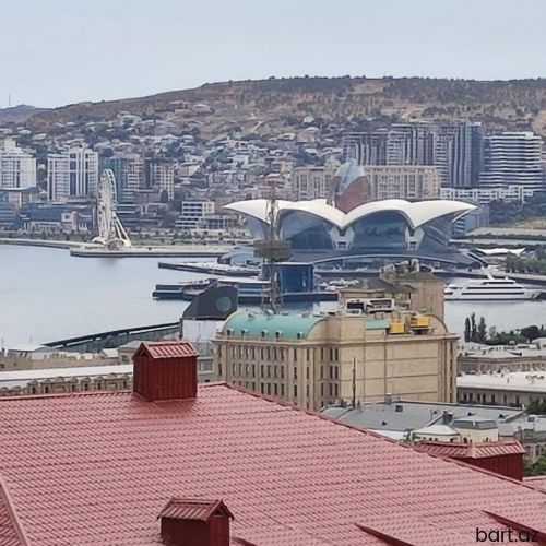 28 mayda 1 otaqli mənzil satilir.