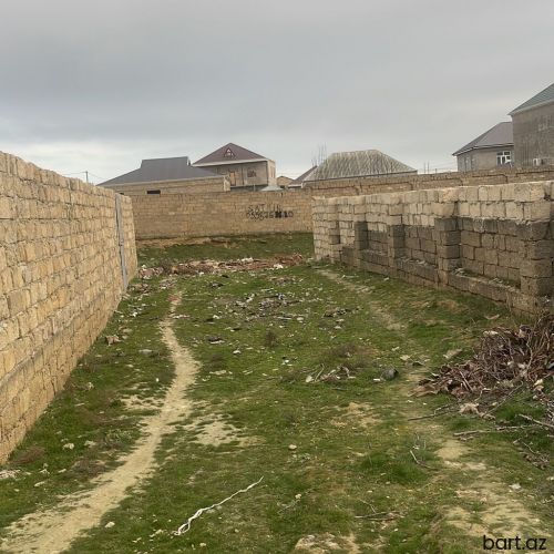 Qala Mərdəkan yolunda 6 sot torpaq satilir.