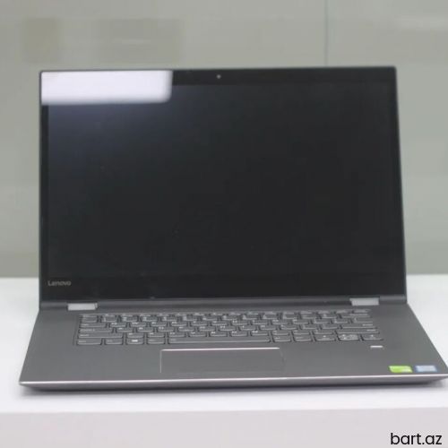 Intel Core i7, 16 GB, 15.6 