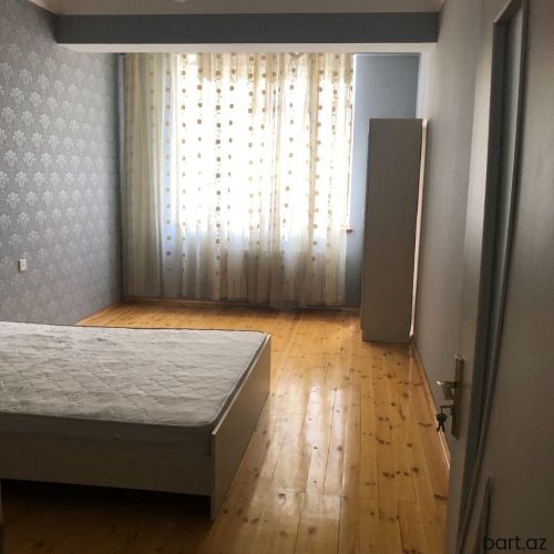 Xirdalanda  2 otaqli mənzil satilir.