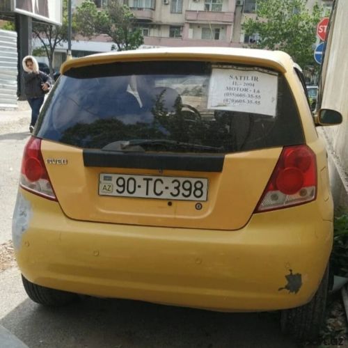 Chevrolet Aveo: 1.6 l | 2004 il 