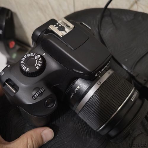 Canon EOS 4000D DSLR fotoaparat