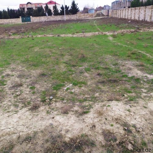 Saray qəs-də 4 sot torpaq sahəsi satilir.
