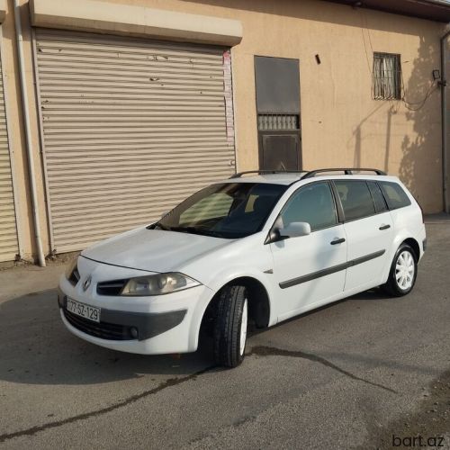 Renault Megane: 1.5 l | 2008 il