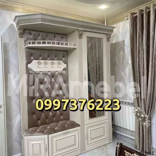 Sifarişlə dəhliz mebelinin hazırlanması