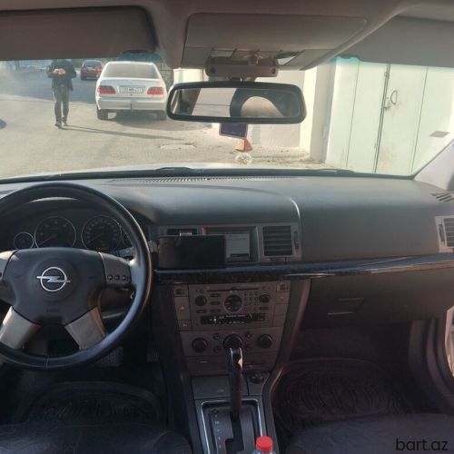 Opel Signum: 3 l. | 2004 il