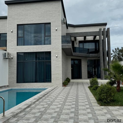 Mərdəkan 2 mərtəbə 4 otaqlı əşyalı  bağ evi