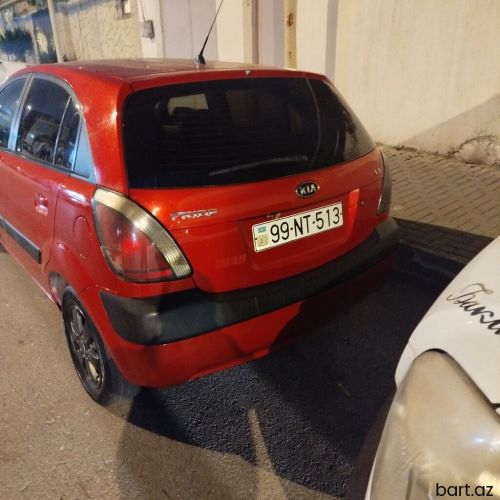 Kia Pride: 1.5 l | 2007 il
