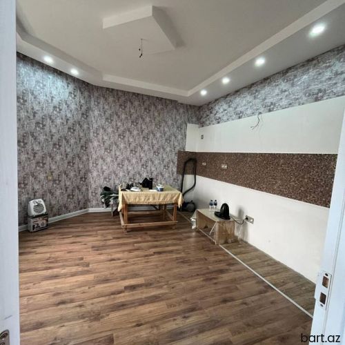 Digah qəs-də 6 otaqli həyət evi satilir.