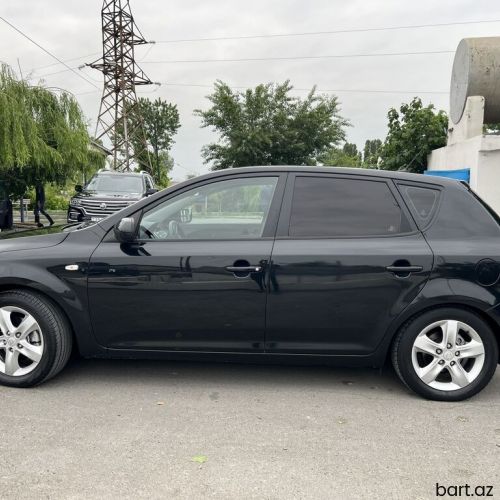 Kia Ceed: 1.4 l. | 2009 il