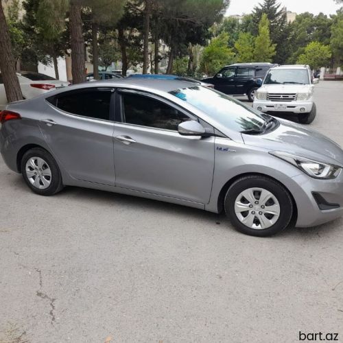 Hyundai Elantra: 1.6 l. | 2014 il