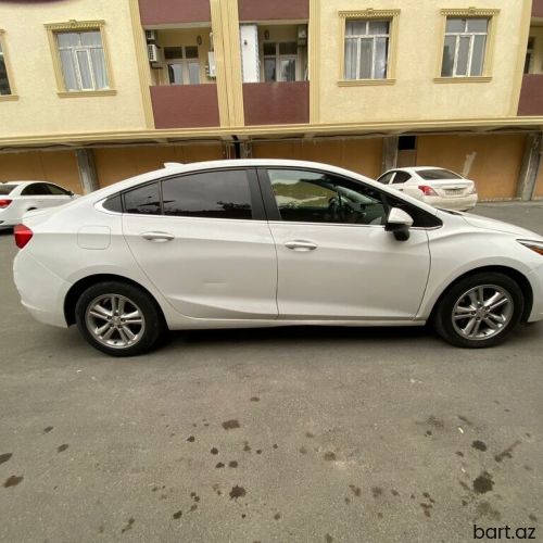 Chevrolet Cruze: 1.4 l. | 2017 il 