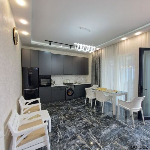 Mərdəkan 4 otaqlı bağ evi