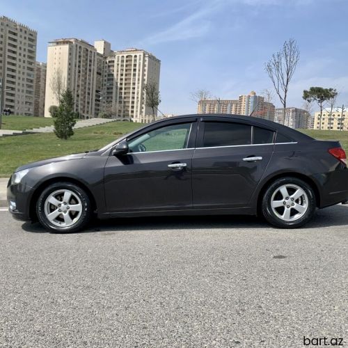 Chevrolet Cruze: 1.4 l. | 2014 il