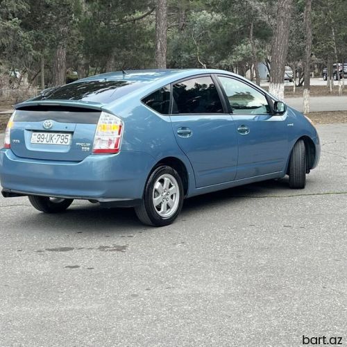 Toyota Prius: 1.5 l | 2007 il