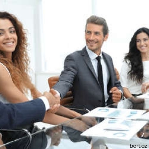 Ofis Meneceri Tələb Olunur