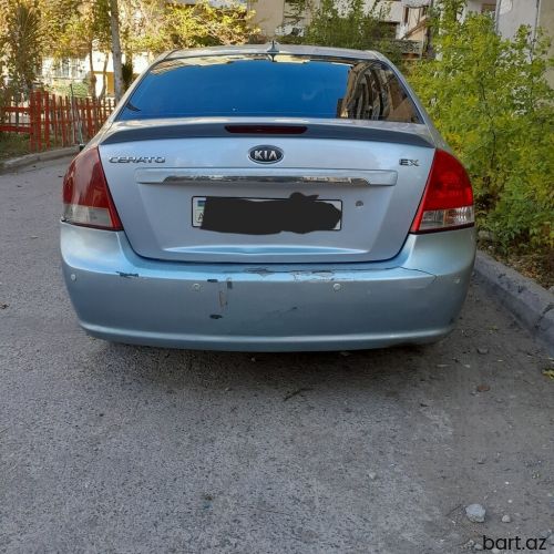 Kia Cerato: 2 l. | 2006 il