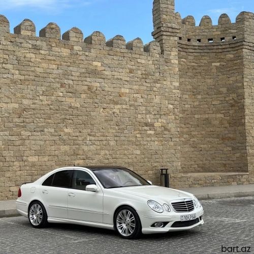Mercedes-Benz E 320: 3.2 l | 2007 il