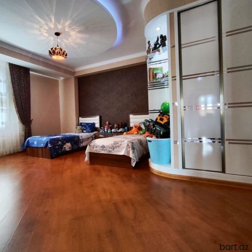 Mingəcevir rayonunda 3 otaqli mənzil satilir.
