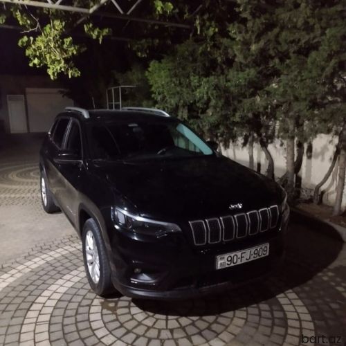 Jeep Cherokee: 2.4 l | 2018 il