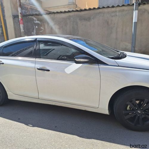 Hyundai Sonata: 2.4 l | 2010 il