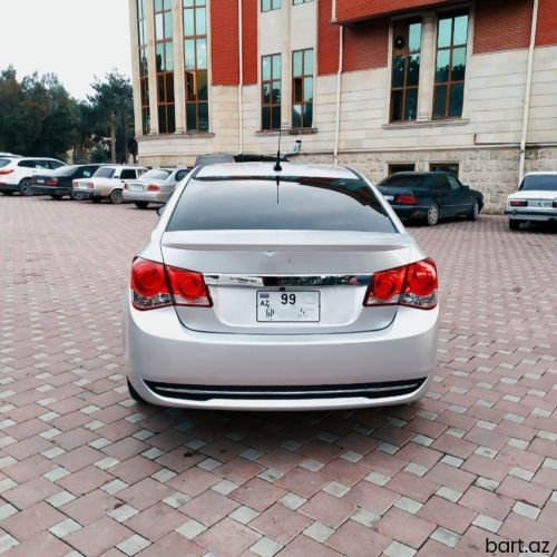 Chevrolet Cruze: 1.4 l. | 2014 il