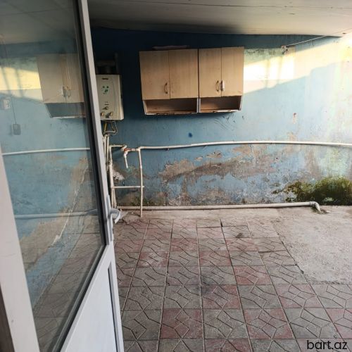 2 otaqlı həyət evi satılır