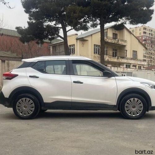 Nissan Kix: 1.6 l | 2017 il