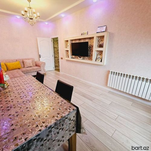 Masazirda 3 otaqli mənzil satilir.