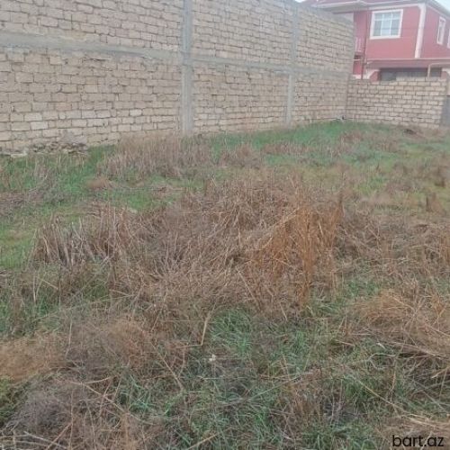 Ramana qəs-də 3 sot torpaq sahəsi satilir.
