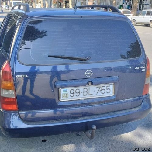 Opel Astra: 1.6 l. | 2000 il