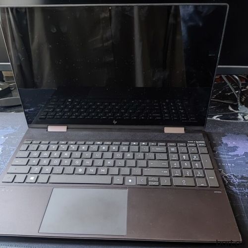 AMD Ryzen 7, 16 GB, 15.6 